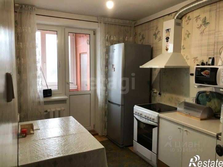 3-комн квартира ул Салгирная, 15,  д. 15