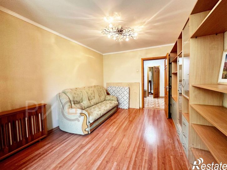 3-комн квартира ул Хрусталева, 165,  д. 165