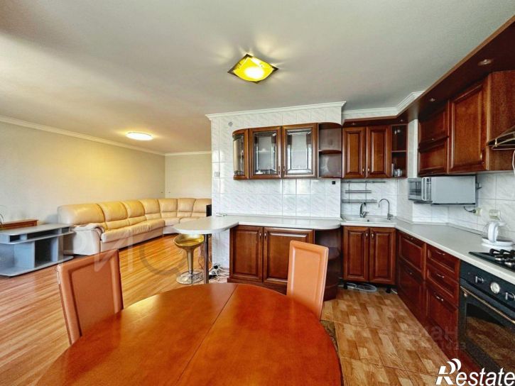 3-комн квартира ул Хрусталева, 165,  д. 165