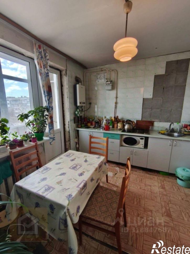 3-комн квартира улица Ковпака, 68,  д. 68