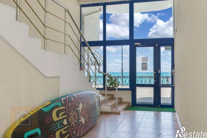 2-комн квартира улица Авиаторов, 1,  д. 1