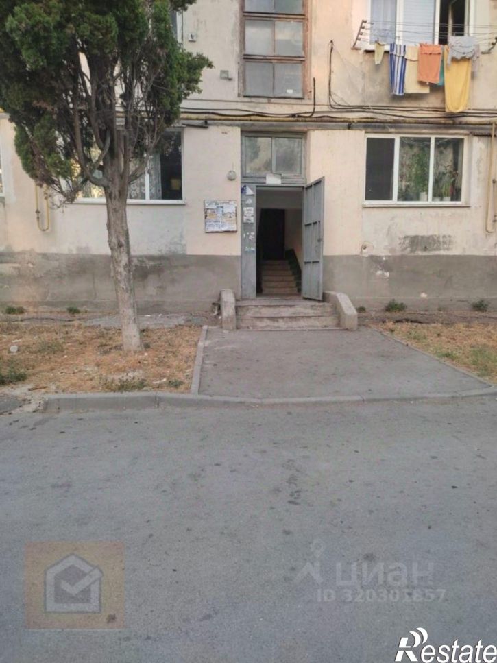 Комната Героев Подводников улица, 8,  д. 8