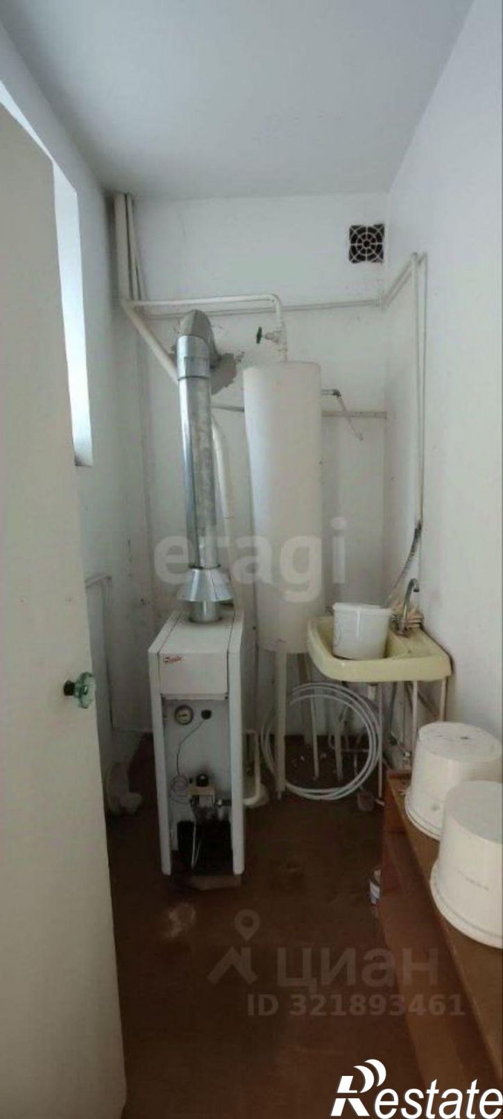 4-комн квартира ул 267-й Стрелковой дивизии, 8,  д. 8