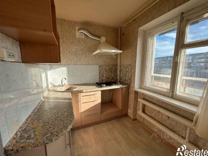 3-комн квартира проспект Героев Десантников, 6,  д. 6