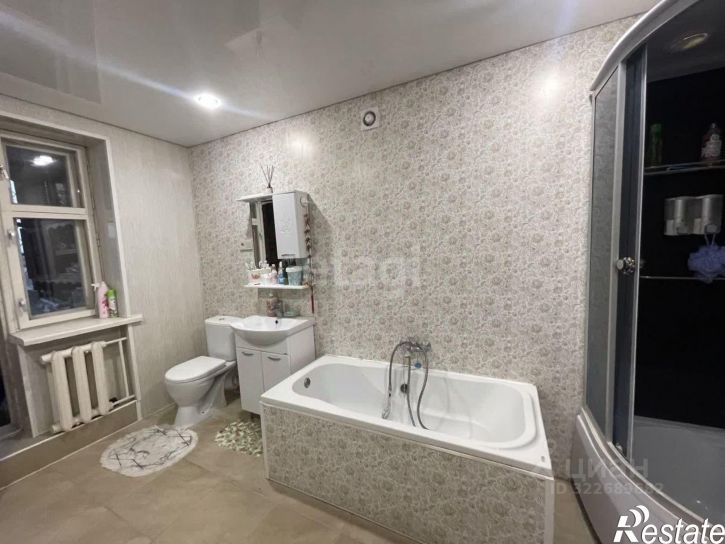 3-комн квартира ул Салгирная, 15,  д. 15