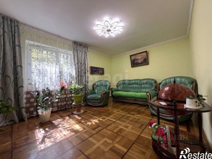 2-комн квартира Партенитская улица, 12,  д. 12