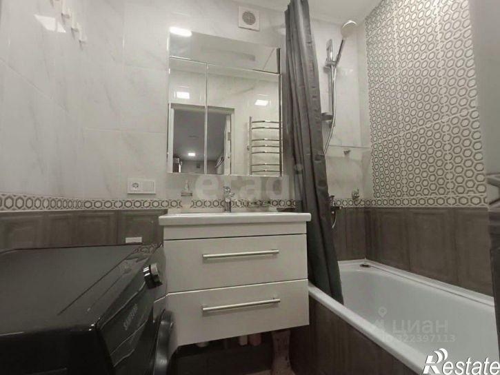 2-комн квартира ул Салгирная, 15,  д. 15