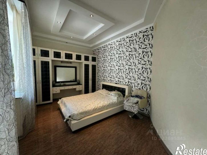 Коттедж/дом Павла Бобровникова улица