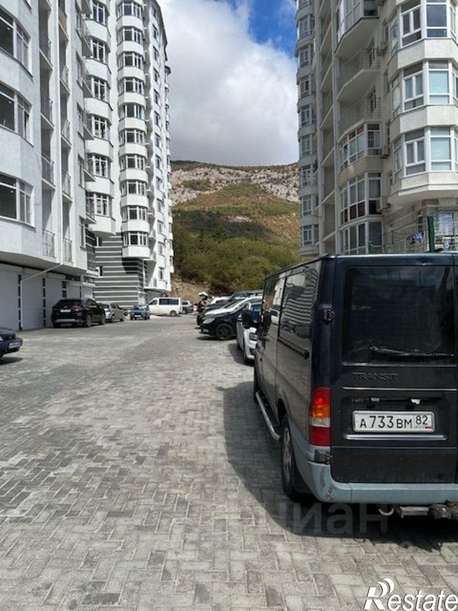 Сдать гараж, место в паркинге за 14 837 рублей на Форосский спуск