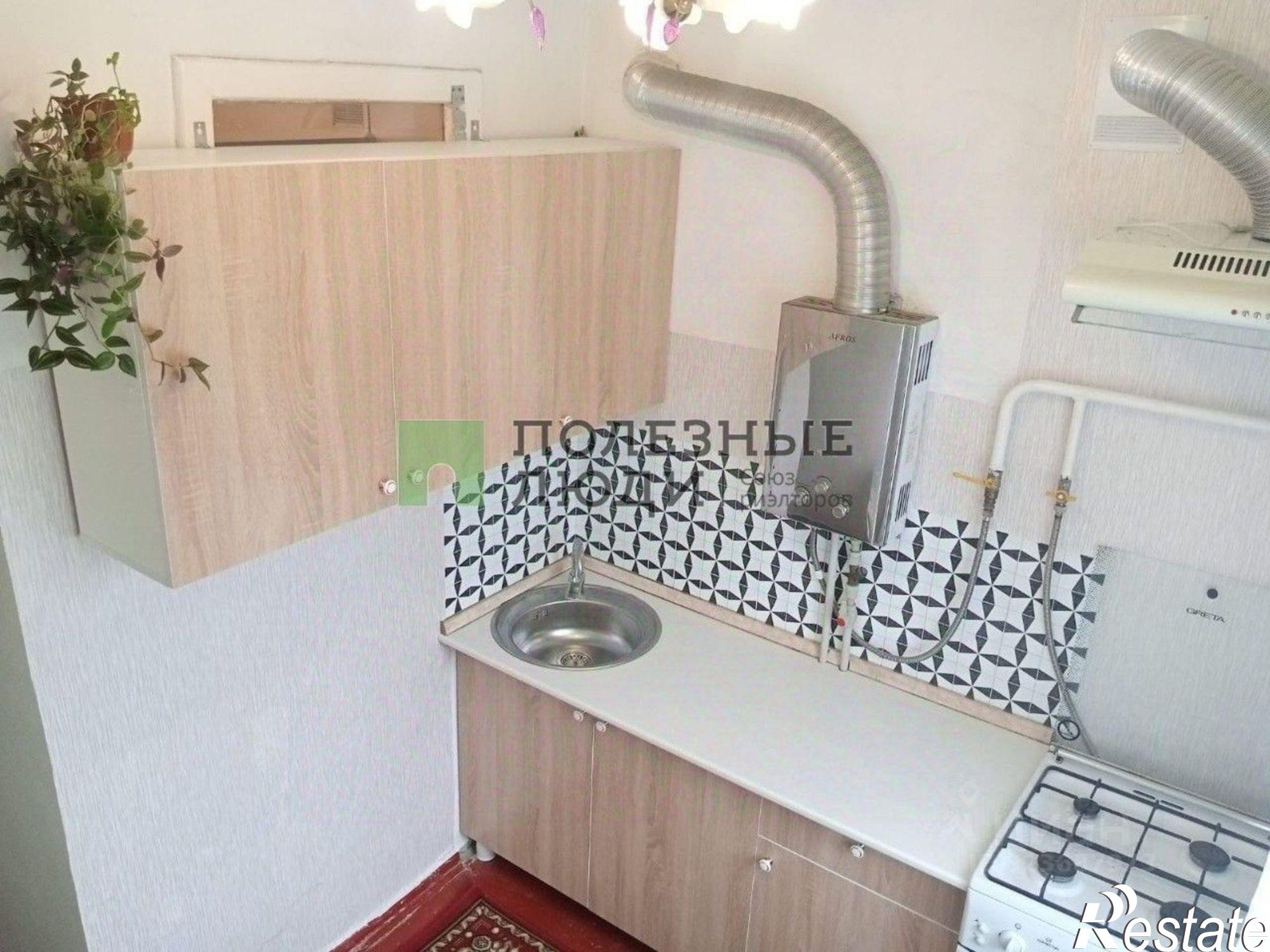 Сдать квартиру за 25 000 рублей на проспект Генерала Острякова, 31