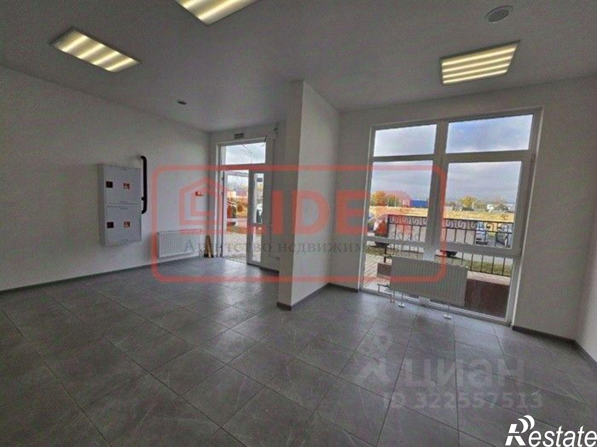 Сдать торговое помещение за 39 467 рублей на Лабораторное шоссе, 33 к2