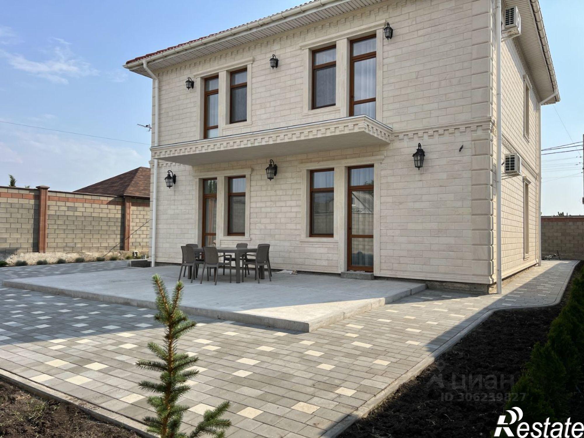 Сдать дачу, дом, коттедж за 160 000 рублей на 2-я Диагональная улица, 10