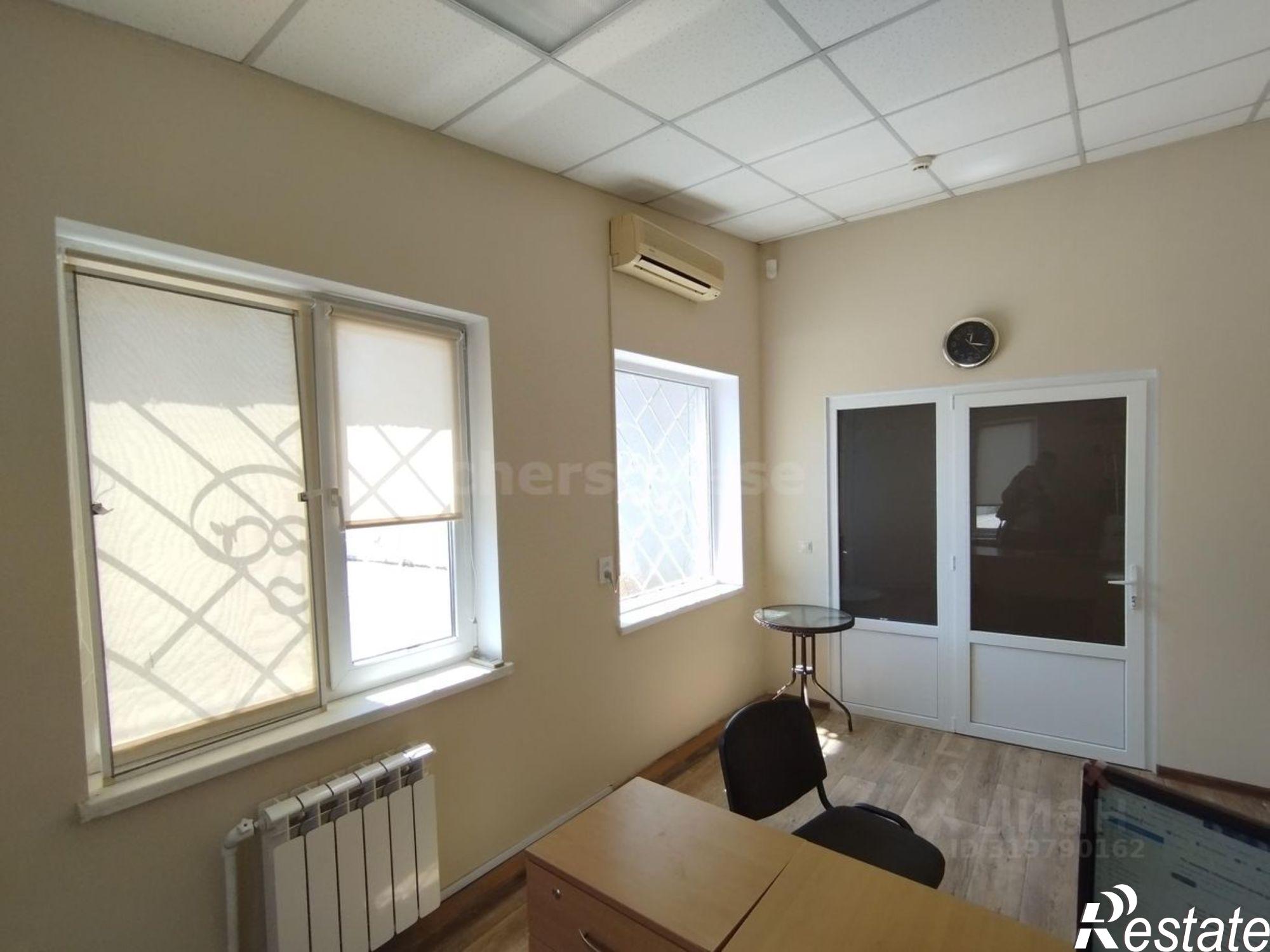 Сдать офис, помещение под офис за 18 000 рублей на Керченская улица