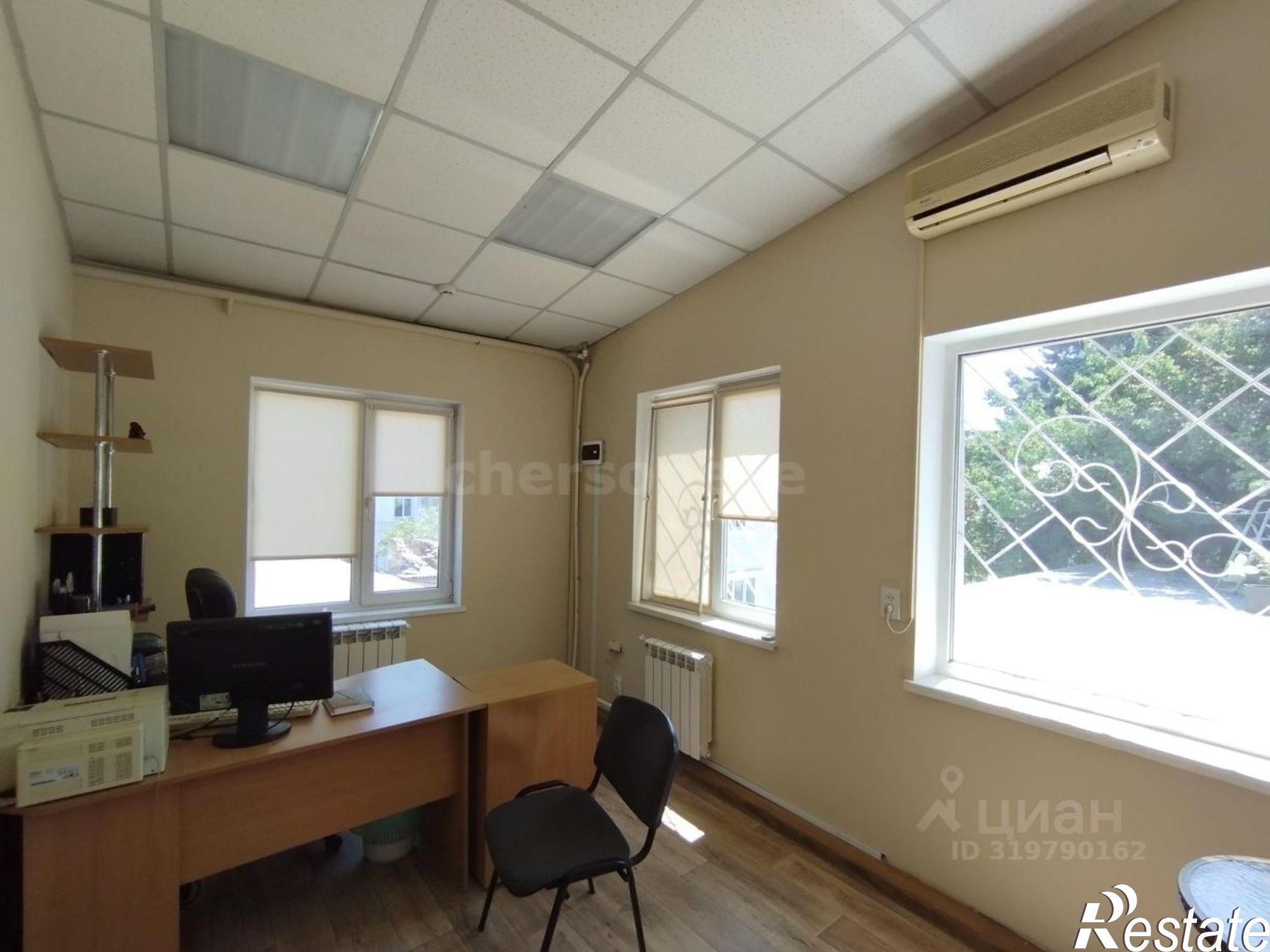 Сдать офис, помещение под офис за 18 000 рублей на Керченская улица