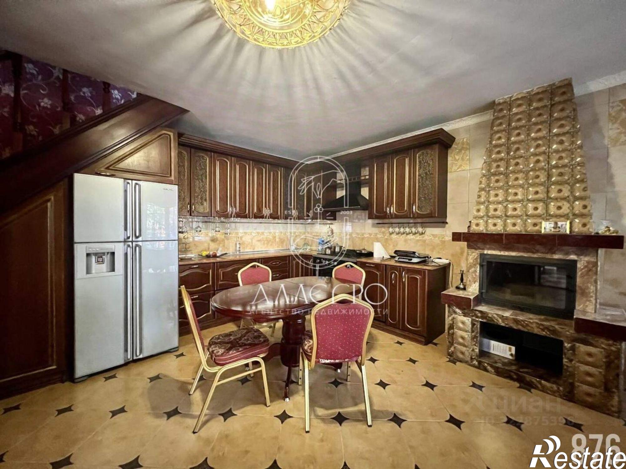 Сдать дачу, дом, коттедж за 130 000 рублей на улица Зои Космодемьянской, 35Б с2