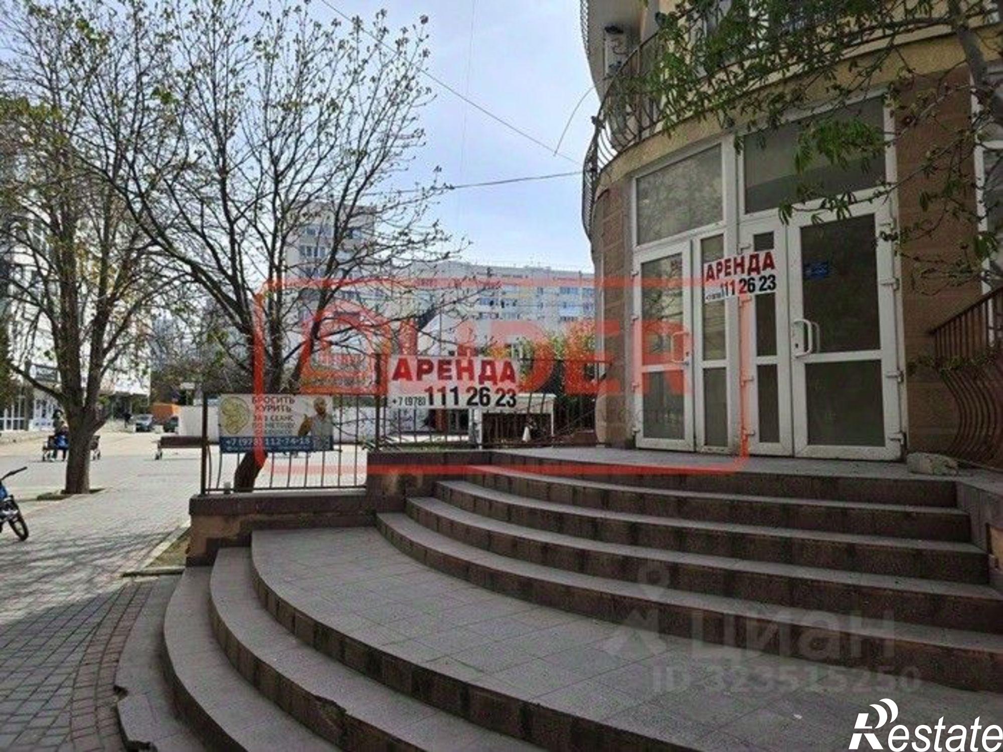 Сдать торговое помещение за 180 006 рублей на проспект Октябрьской Революции, 42