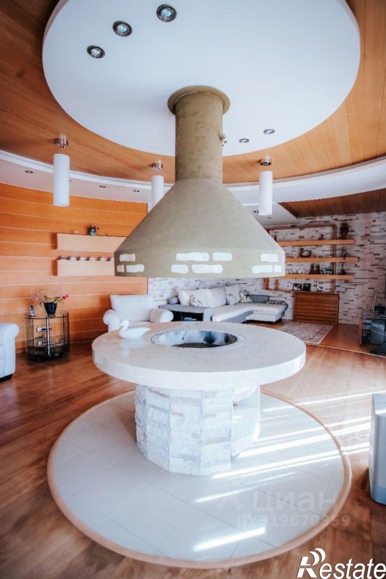 Сдать дачу, дом, коттедж за 290 000 рублей на Севастополь, Нахимовский район