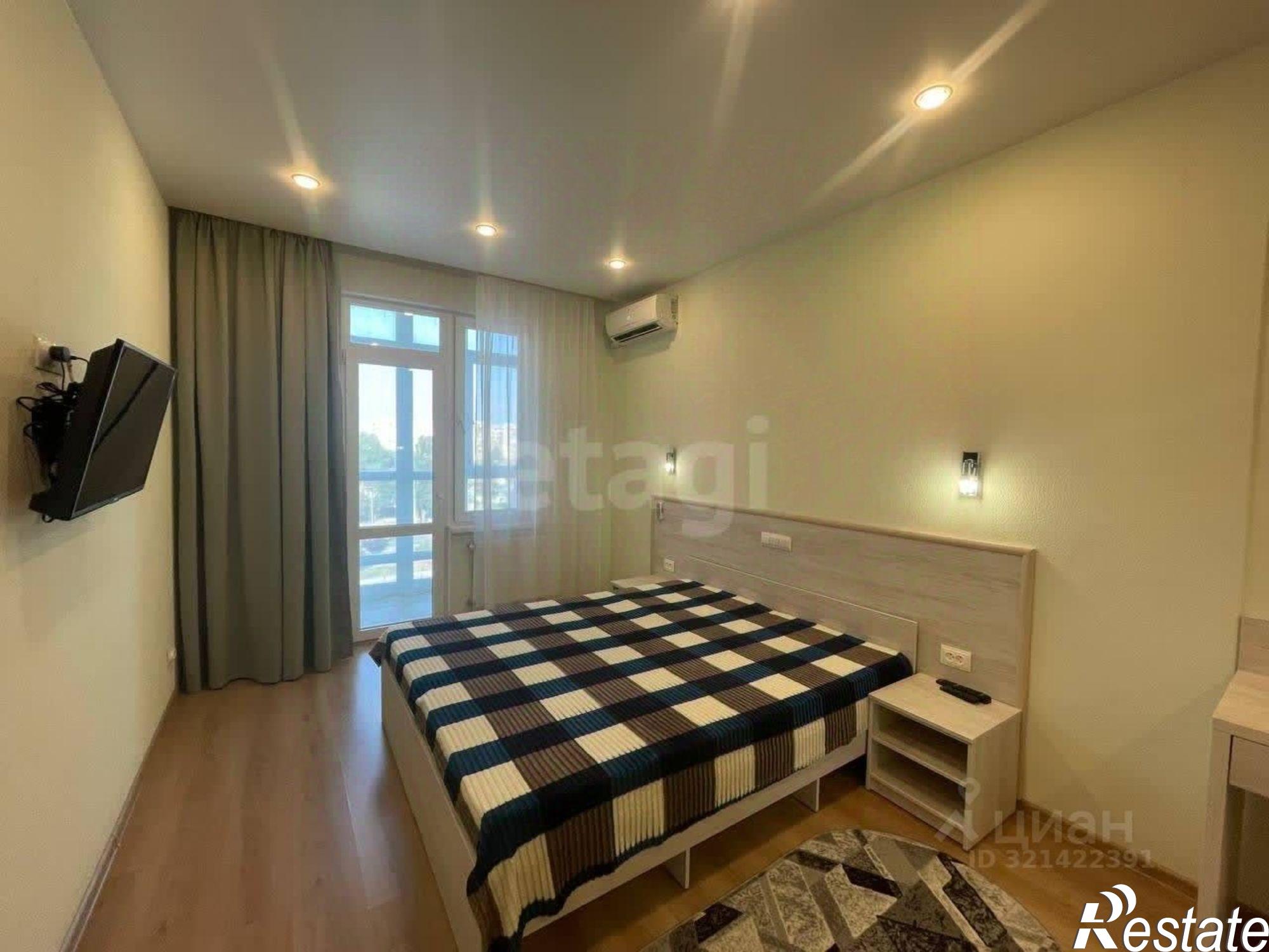 Купить квартиру за 10 000 000 рублей на ул Крымской весны, 2