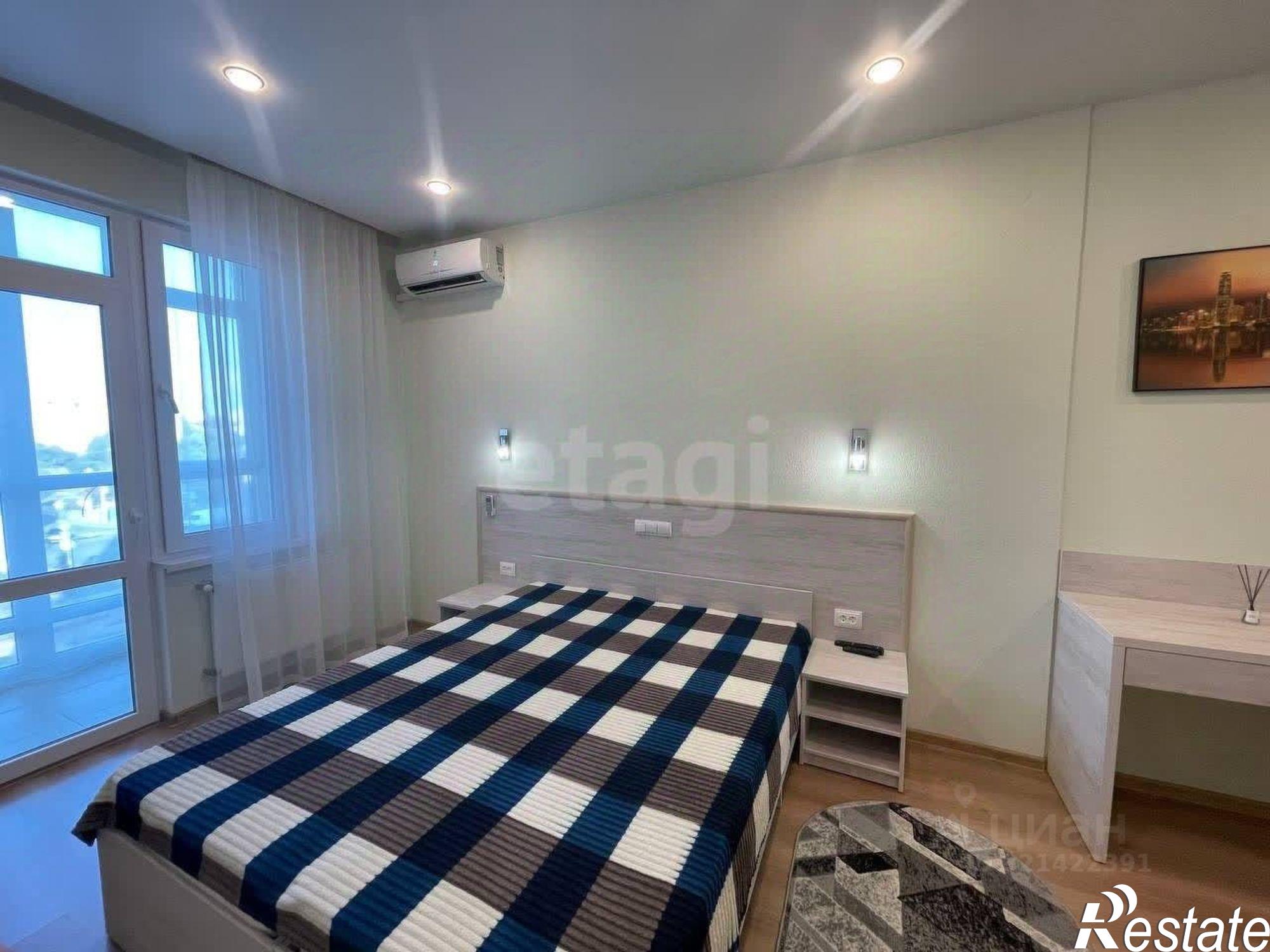 Купить квартиру за 10 000 000 рублей на ул Крымской весны, 2