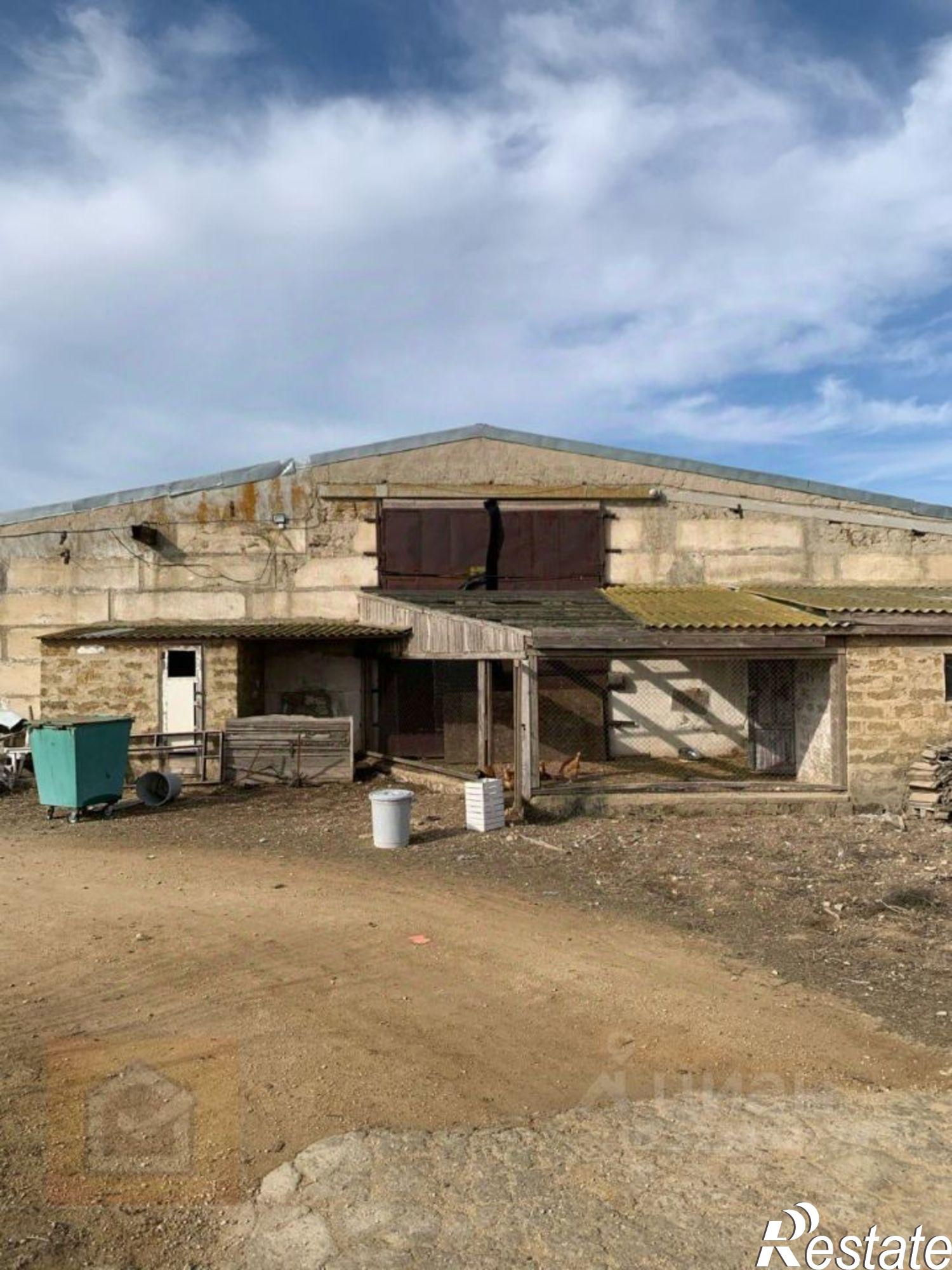 Купить помещение свободного назначения за 12 000 600 рублей на Сакский район, Туннельное с.