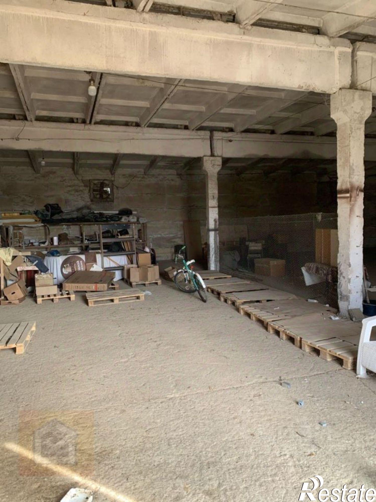 Купить помещение свободного назначения за 12 000 600 рублей на Сакский район, Туннельное с.