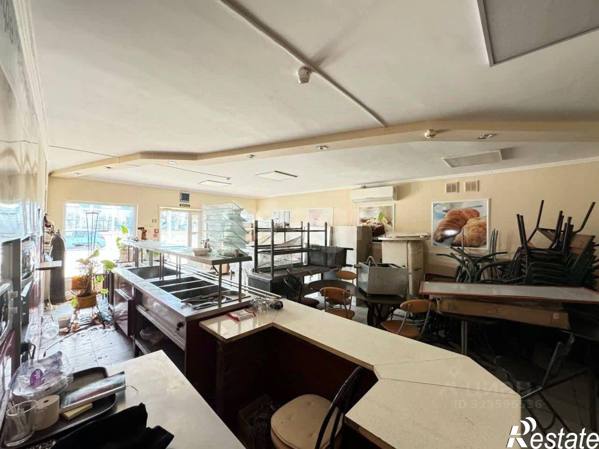 Купить торговое помещение за 11 861 400 рублей на 35А-005, 6