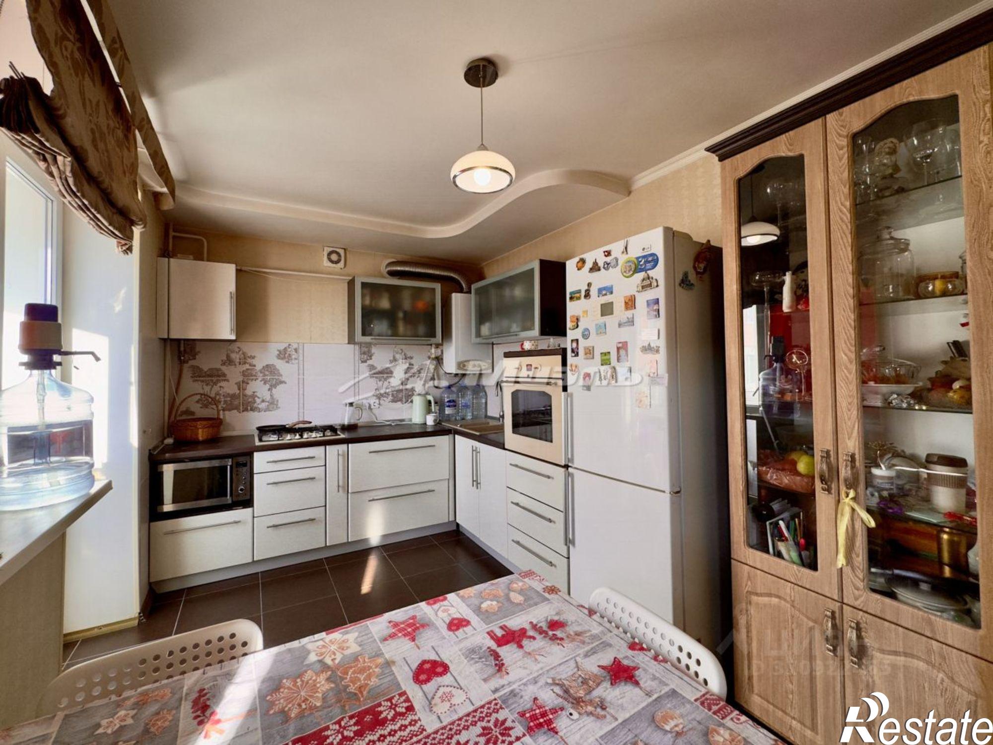 Купить квартиру за 8 400 000 рублей на Строительная улица, 21