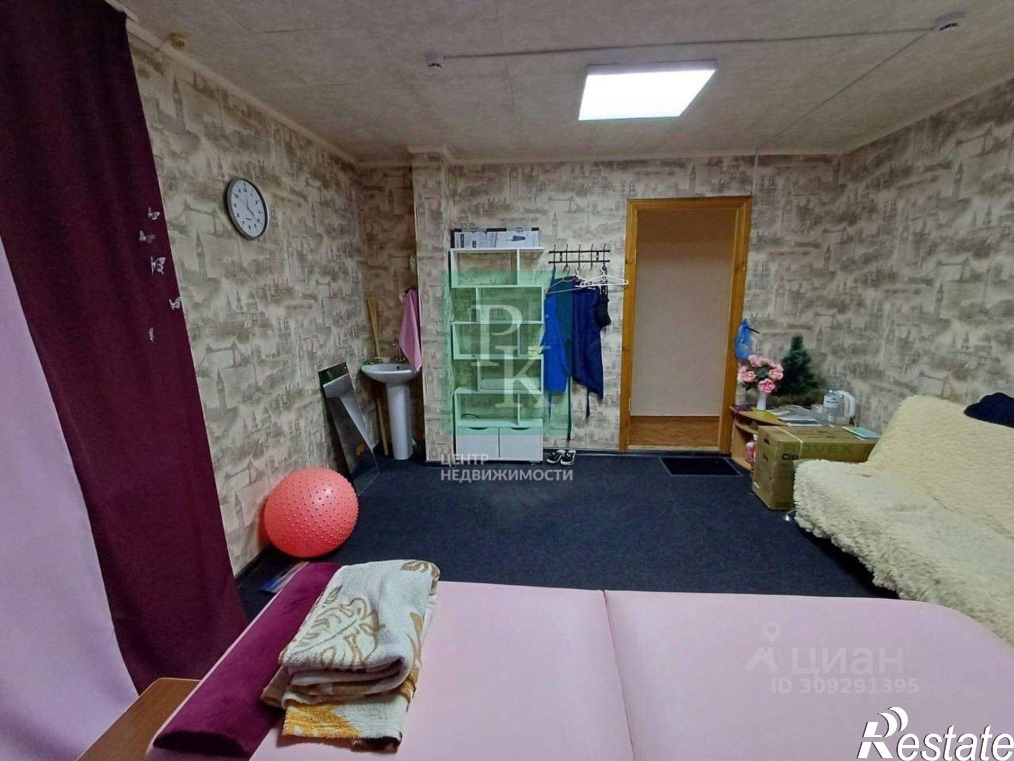 Купить офис, помещение под офис за 15 000 100 рублей на улица Генерала Лебедя, 47