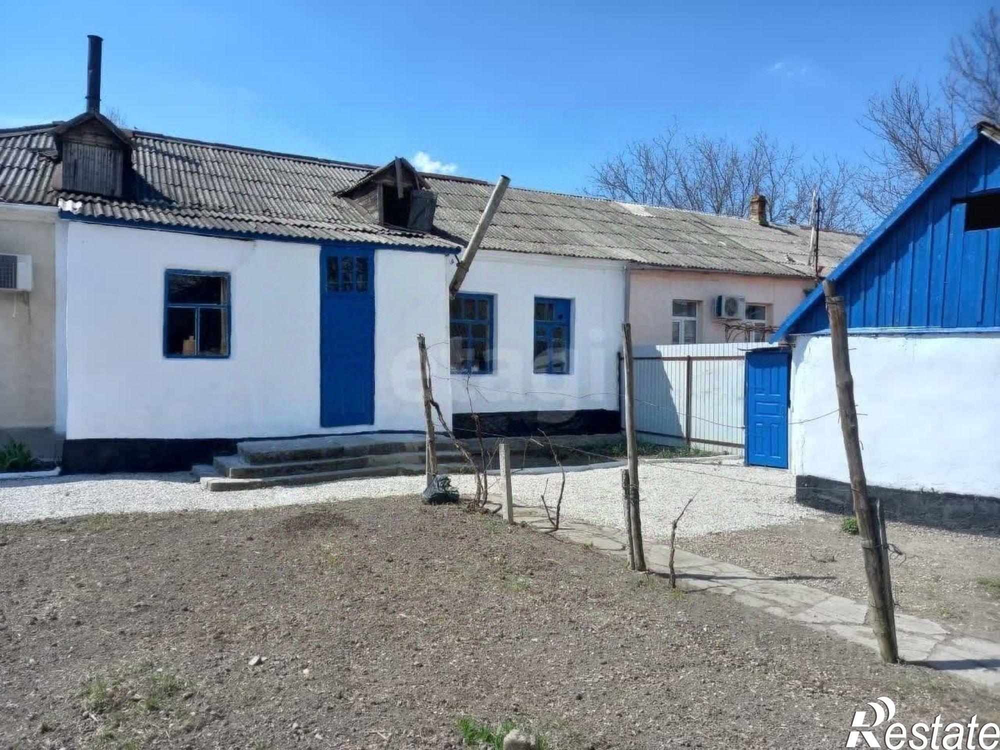 Купить квартиру за 2 100 000 рублей на Белогорский район