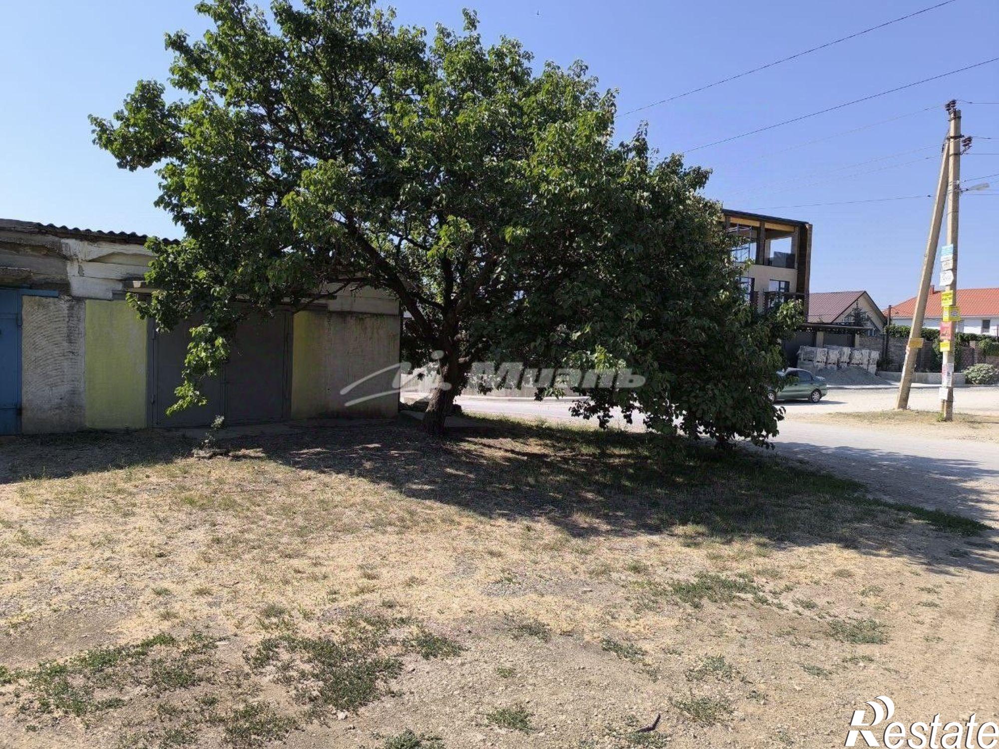 Купить гараж, место в паркинге за 1 300 050 рублей на ул Покровская, 3