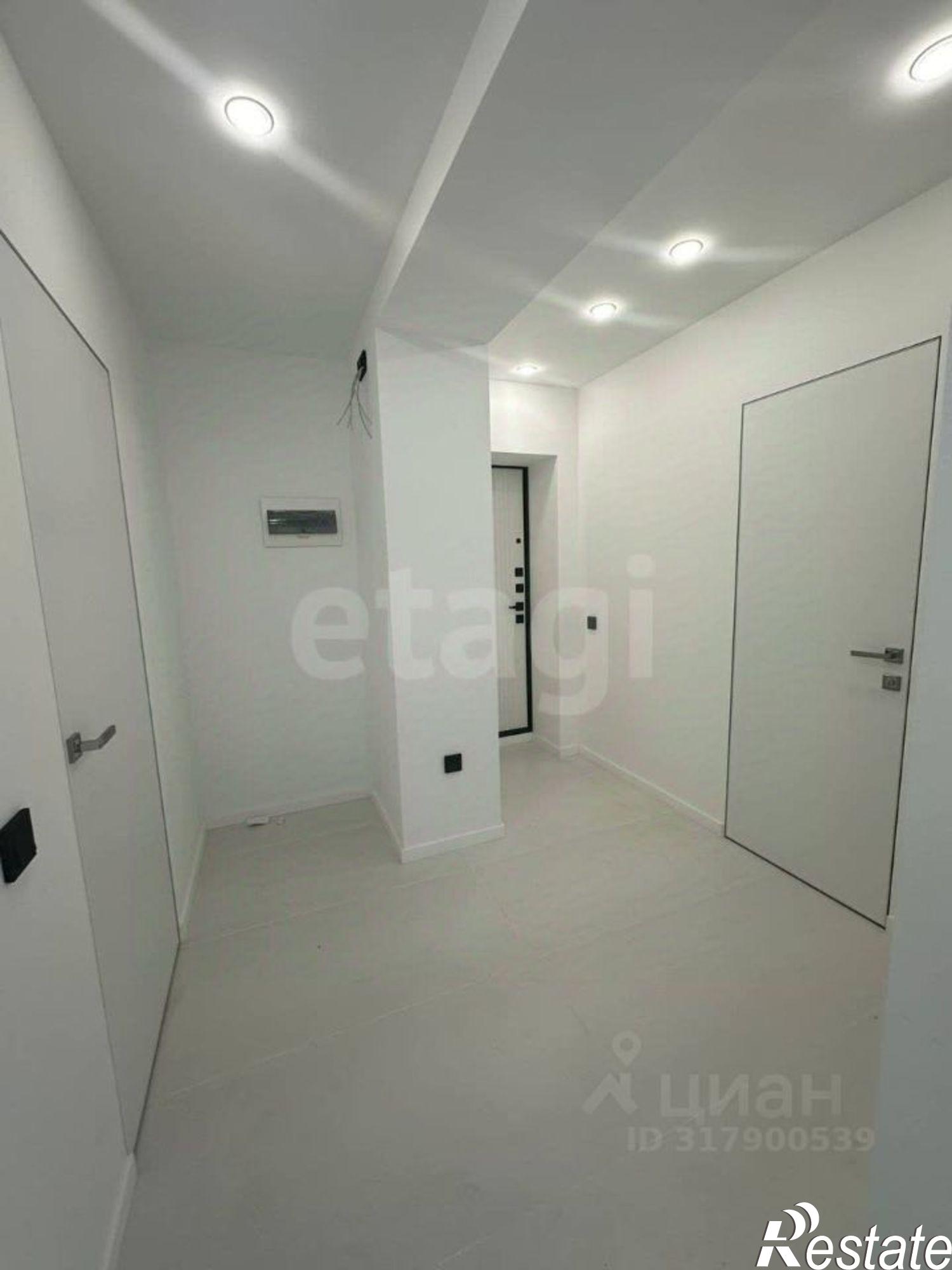 Купить квартиру за 11 900 000 рублей на ул Хрусталева, 137