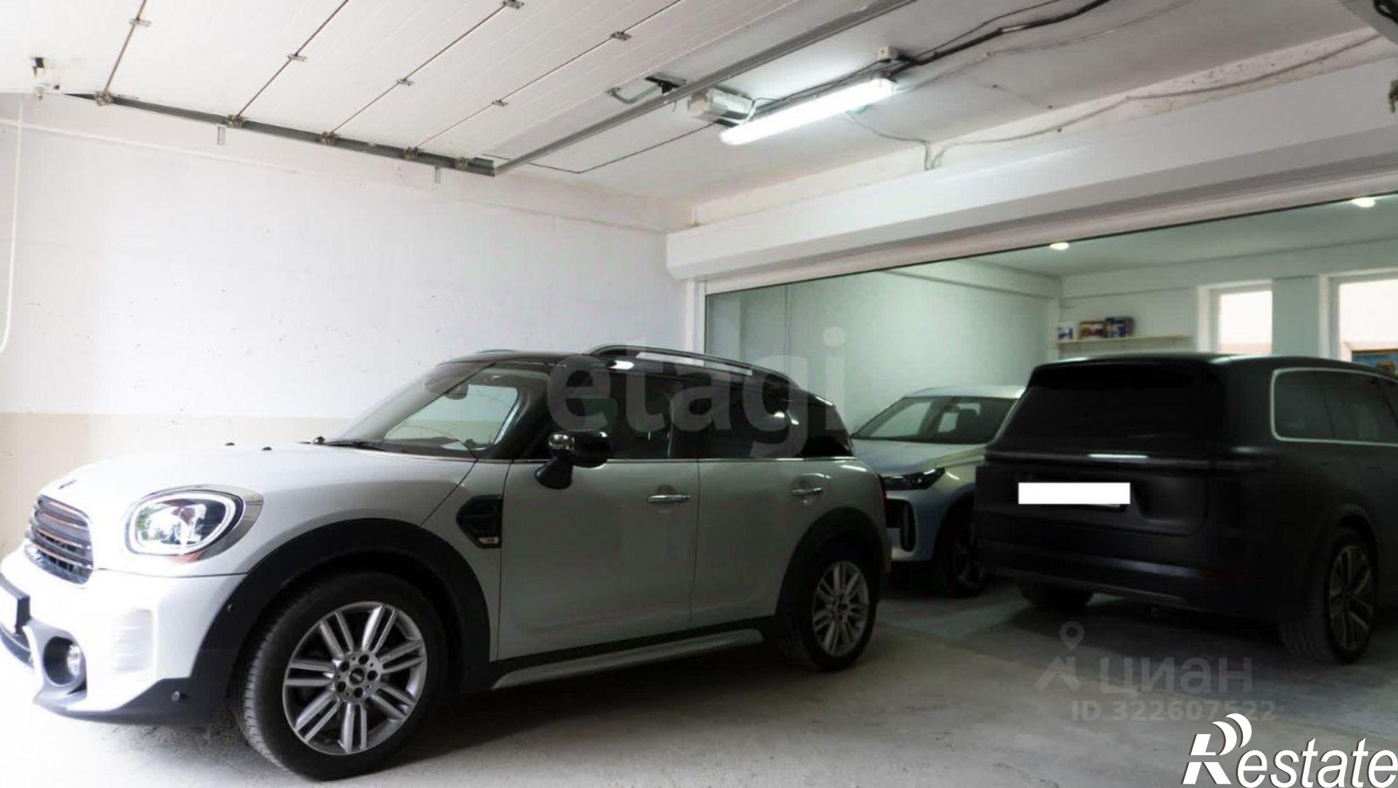 Купить гараж, место в паркинге за 4 814 820 рублей на Советская улица, 22