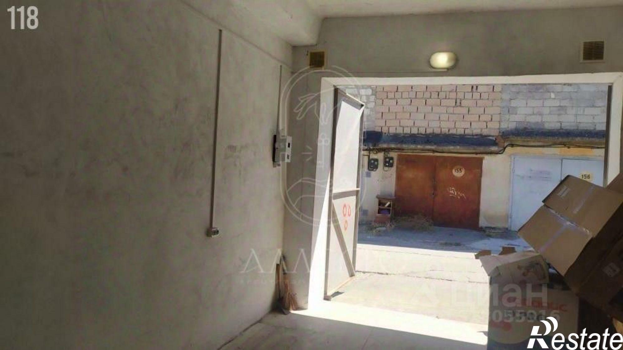 Купить гараж, место в паркинге за 1 100 020 рублей на ул Адмирала Октябрьского, 34А