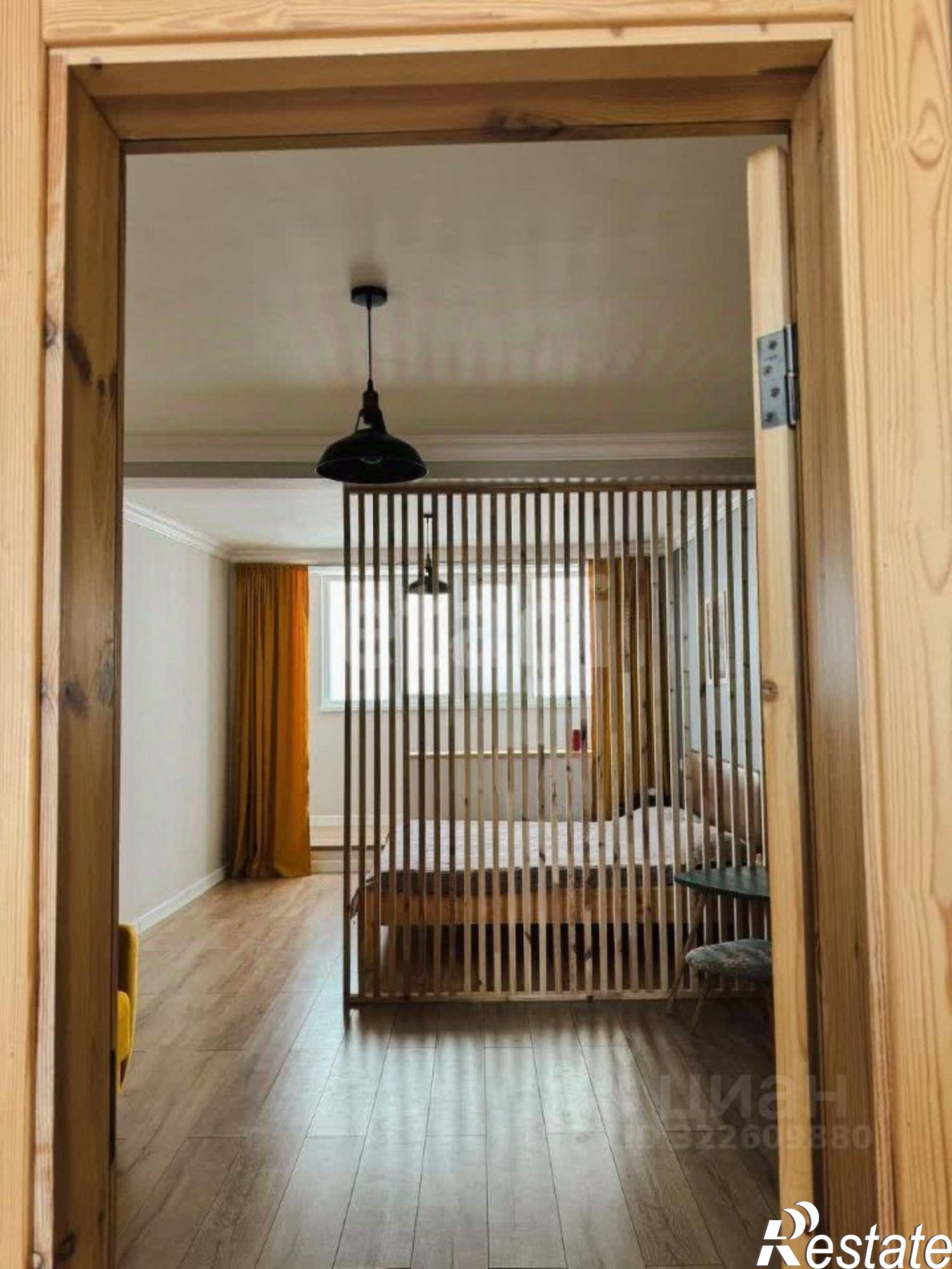 Купить гараж, место в паркинге за 15 000 000 рублей на Нагорная улица, 25