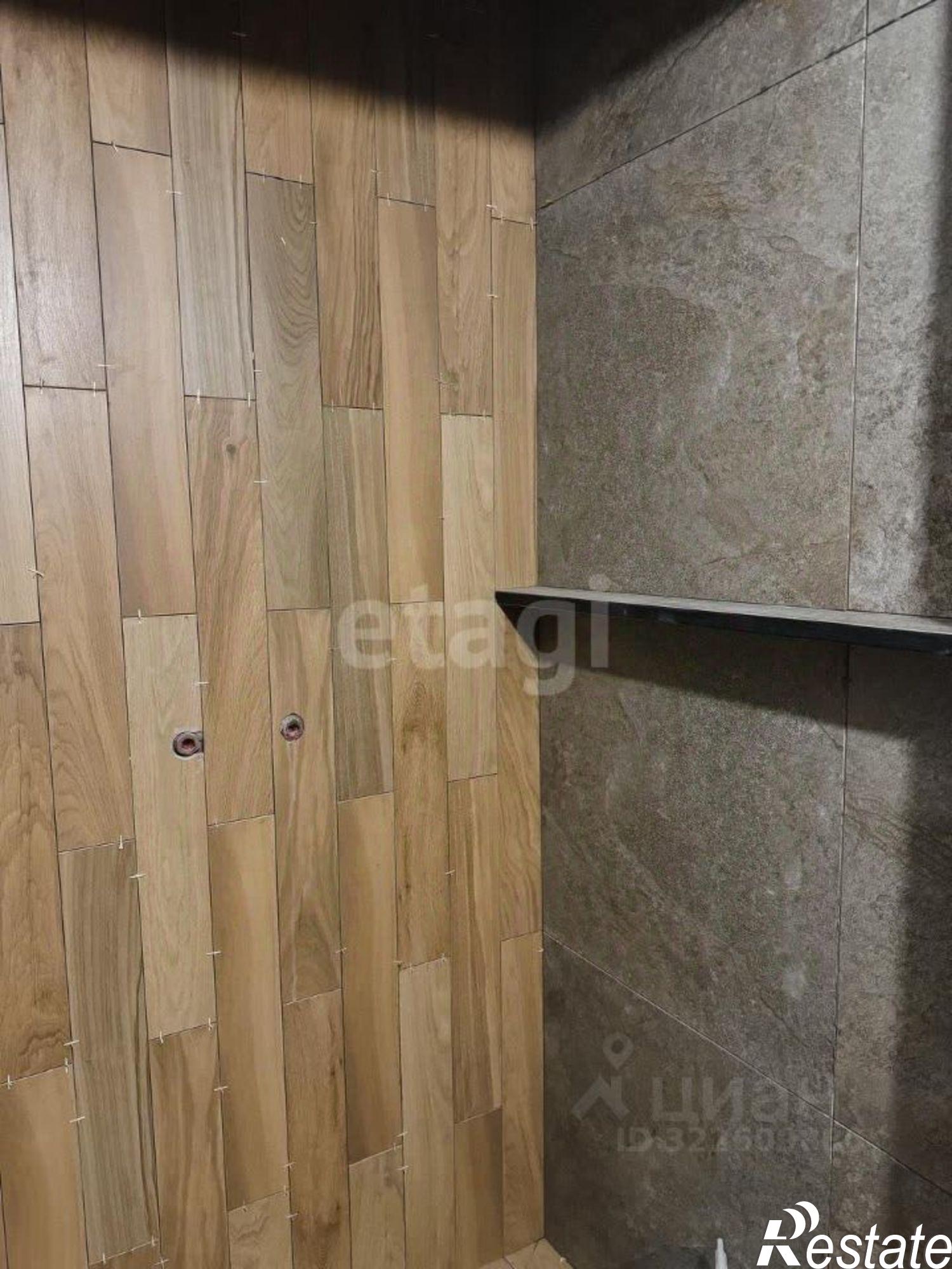 Купить гараж, место в паркинге за 15 000 000 рублей на Нагорная улица, 25