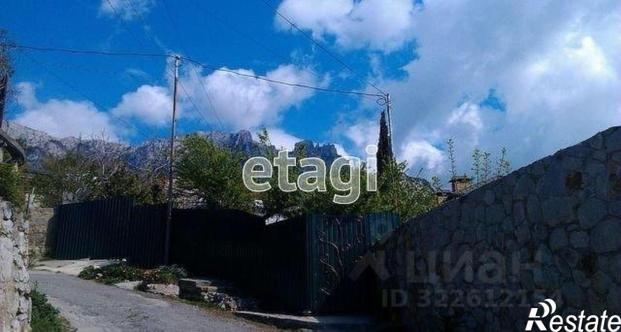 Купить квартиру за 12 000 000 рублей на Виноградный спуск, 6