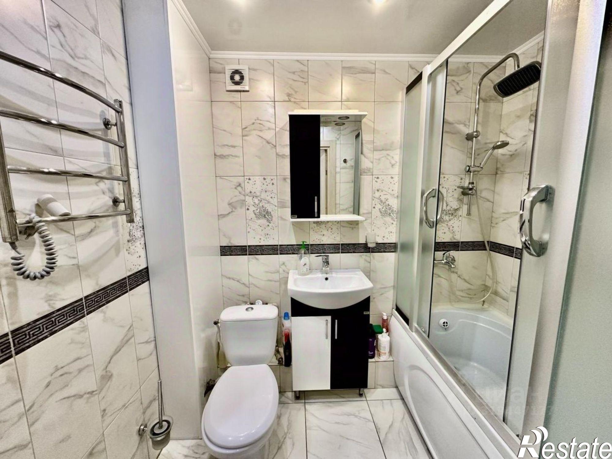 Купить квартиру за 10 990 000 рублей на ул Хрусталева, 53