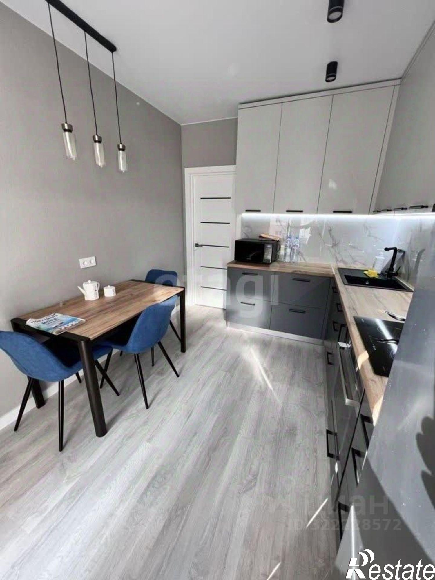 Купить квартиру за 9 400 000 рублей на ул Крымской весны, 2