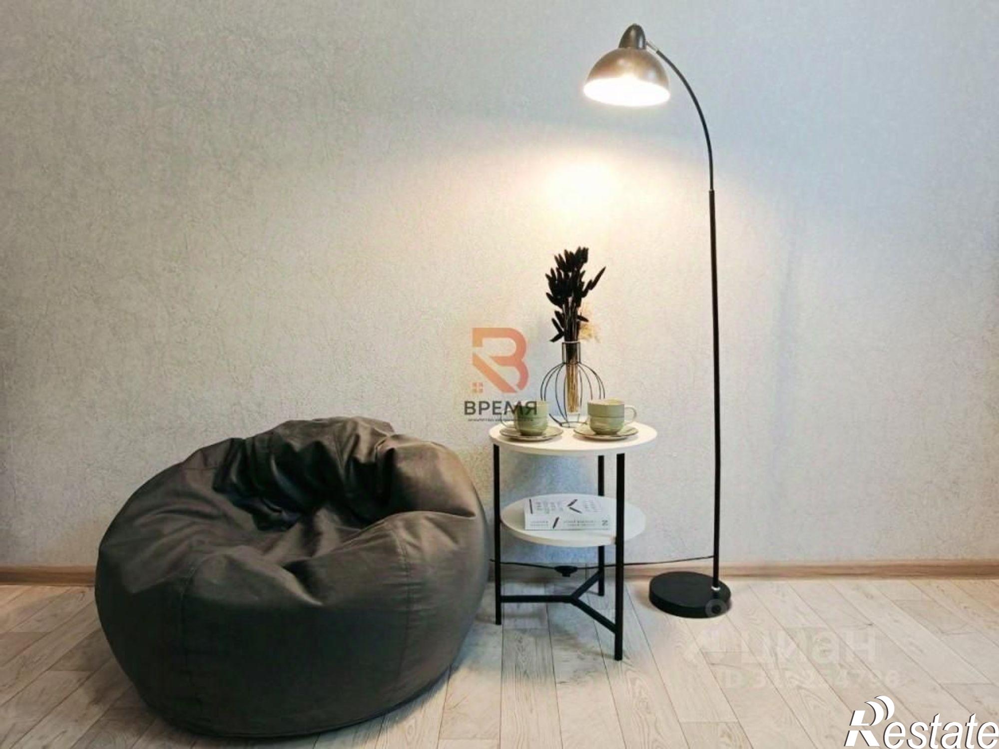 Купить комнату за 1 599 000 рублей на ул Яблочкова, 10