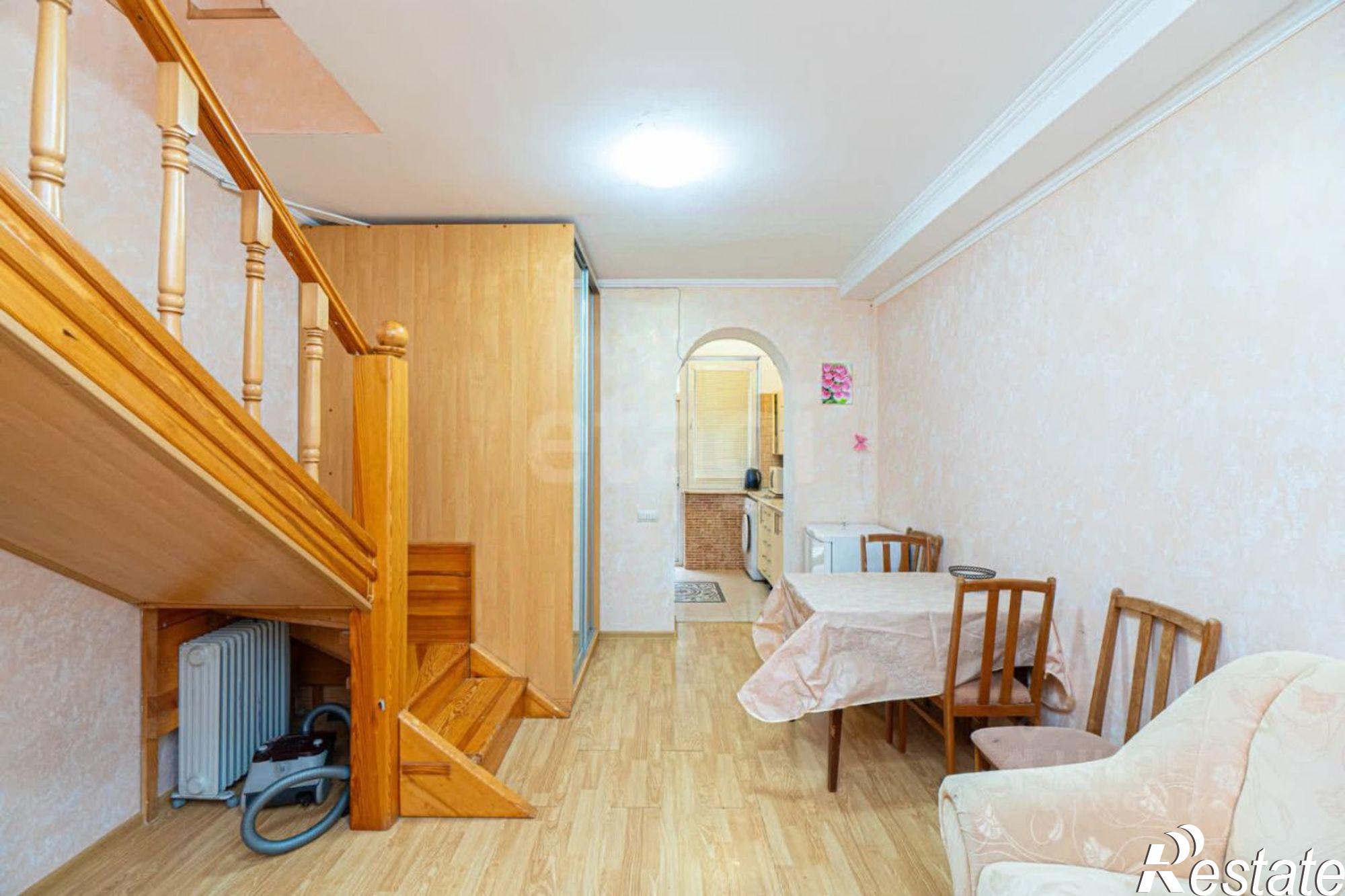 Купить квартиру за 7 649 000 рублей на Казачья улица, 20