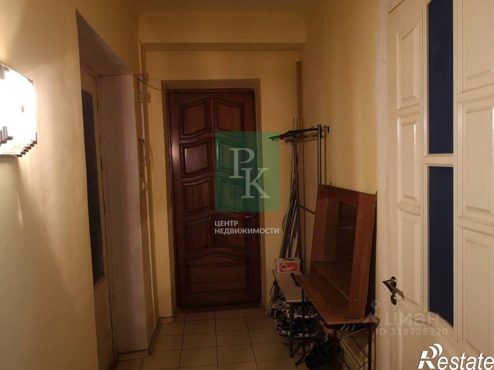 Купить комнату за 3 000 000 рублей на Большая Морская улица, 38