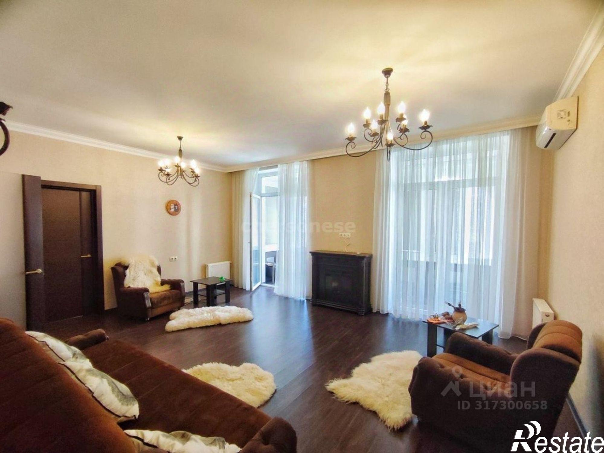 Купить квартиру за 29 490 000 рублей на Античный пр-кт, 8