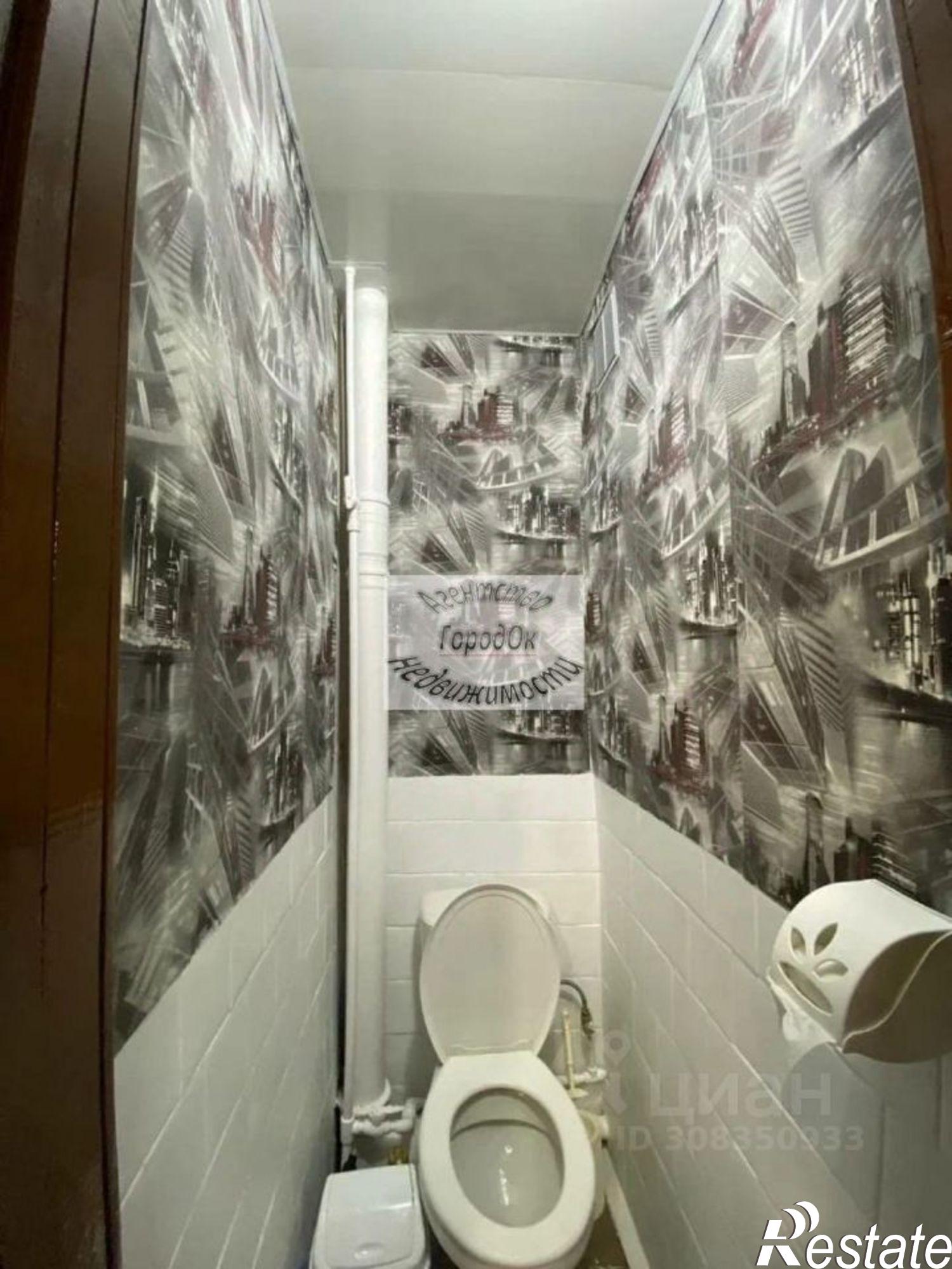 Купить квартиру за 5 500 000 рублей на Сакский р-н, Карьерное с, Горняцкая ул