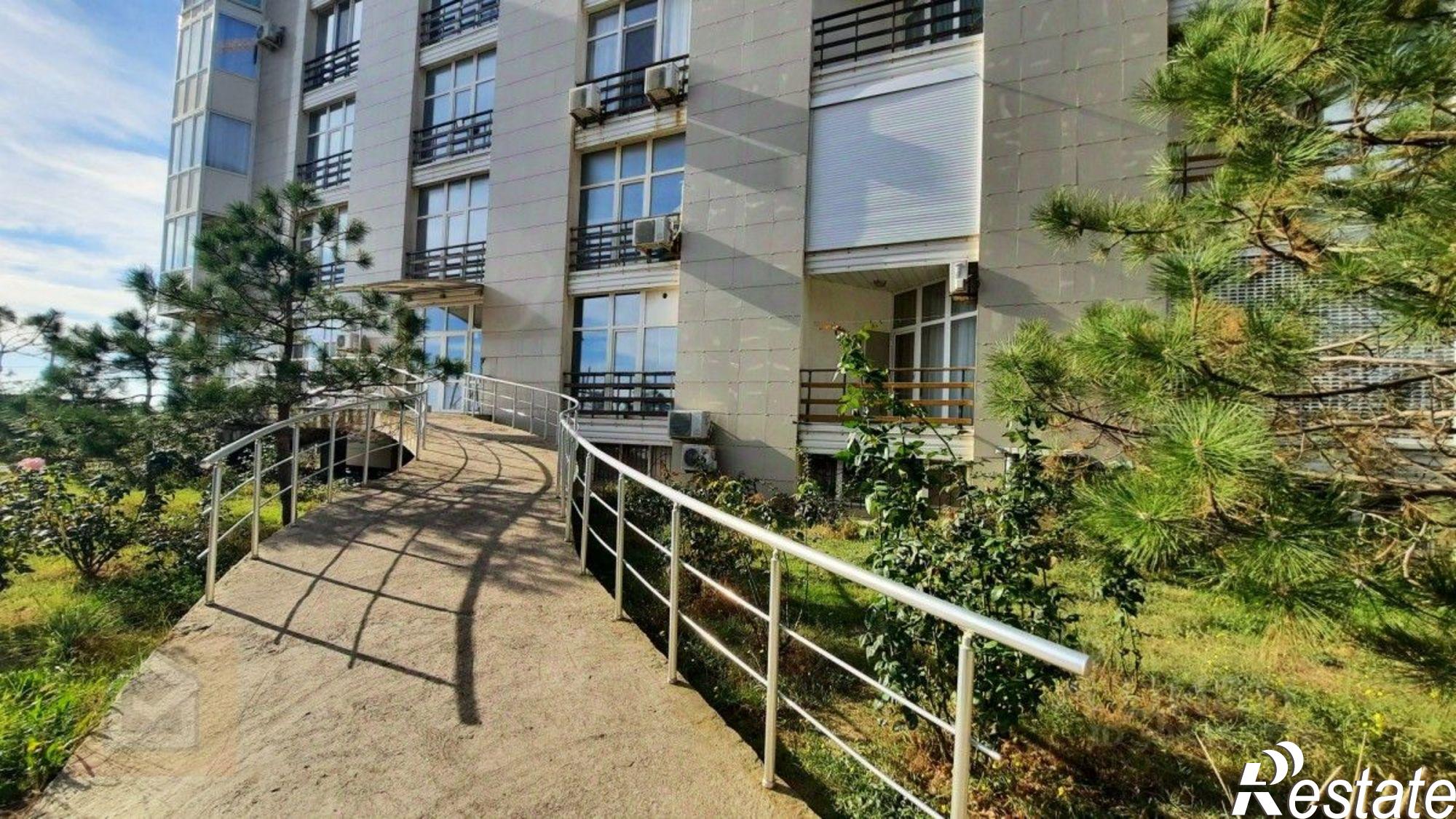 Купить квартиру за 7 990 000 рублей на Каламитская улица, 22 к5