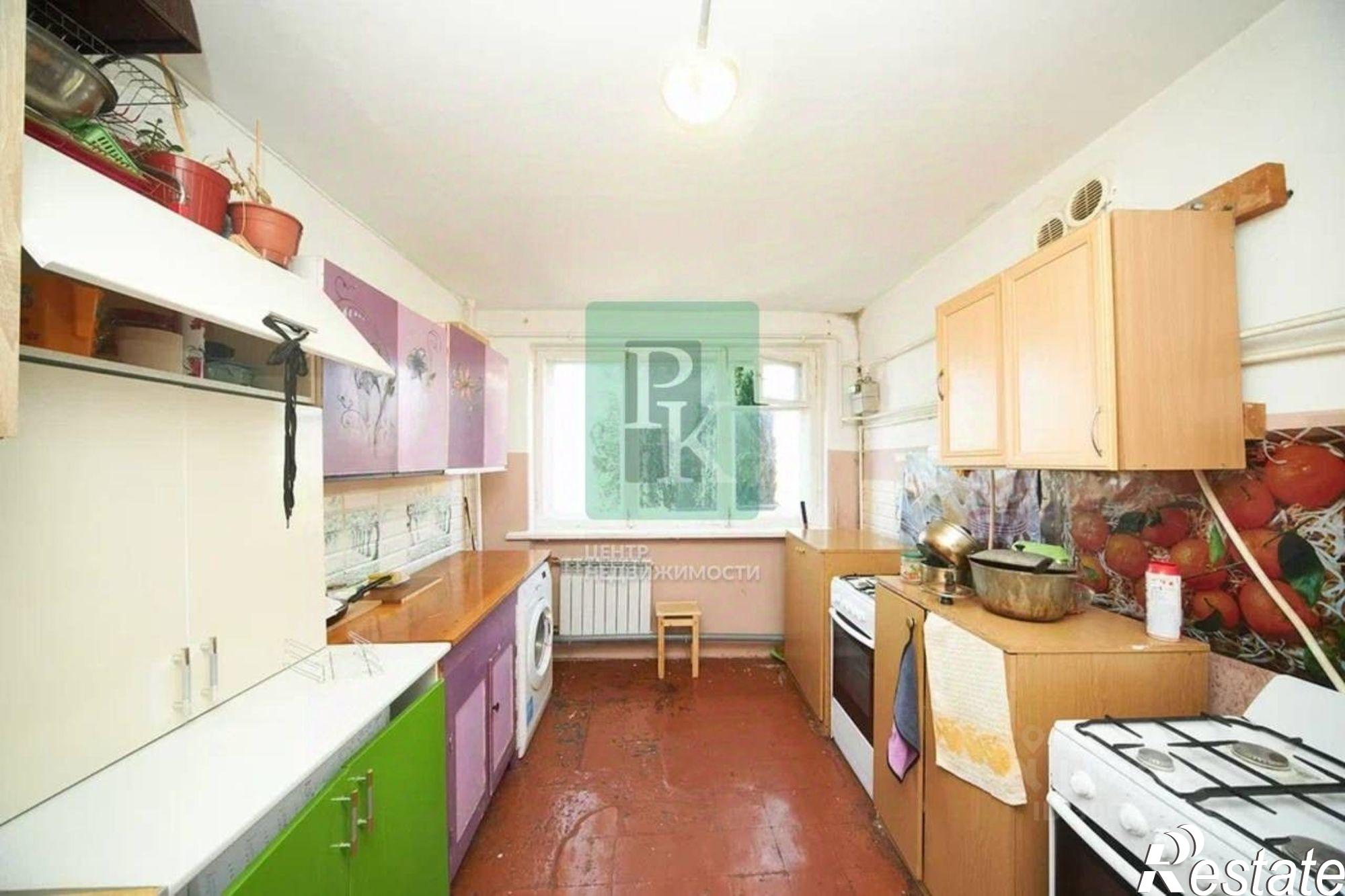 Купить комнату за 2 280 000 рублей на ул Героев Подводников, 8