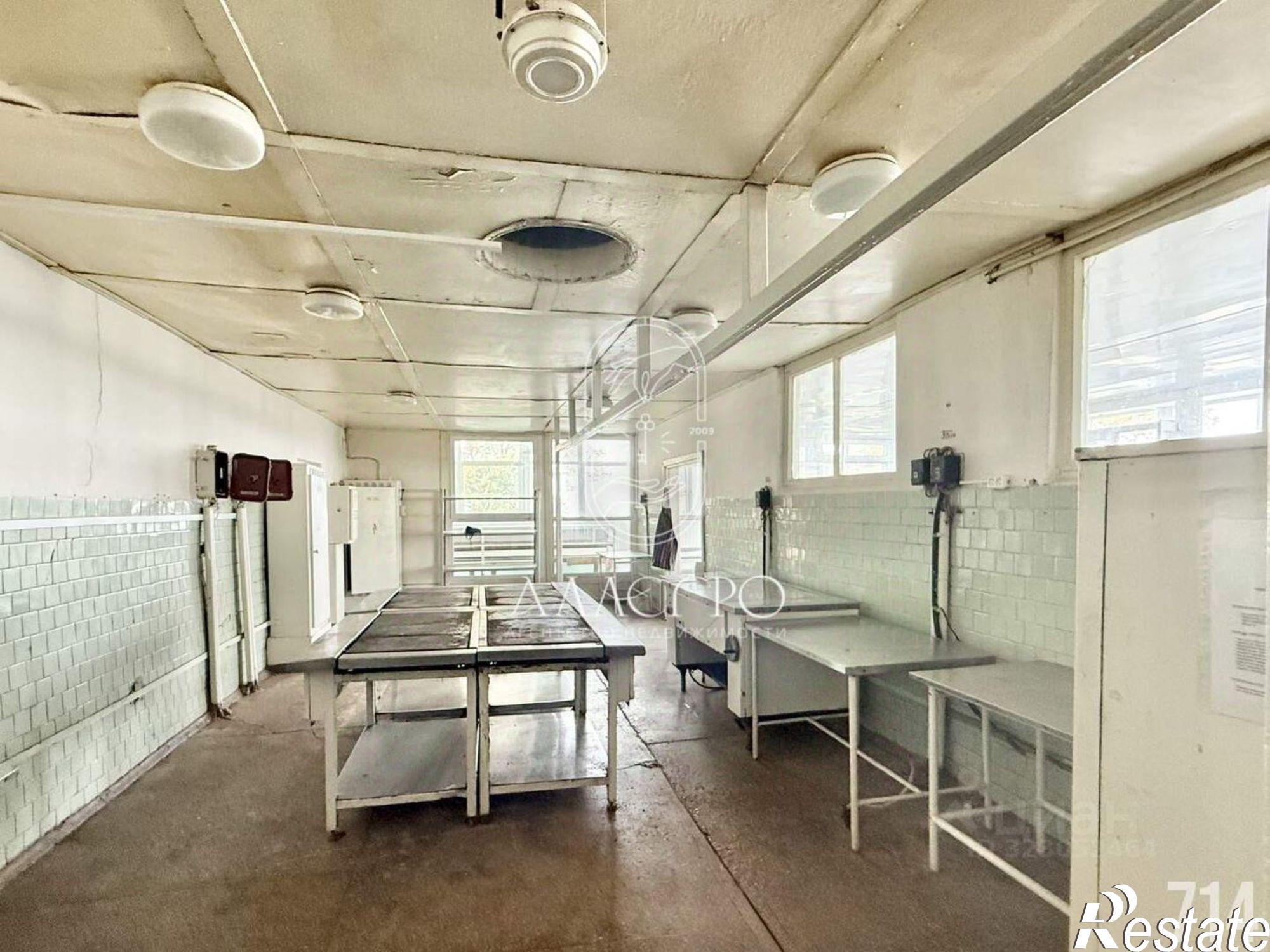 Купить ОСЗ, отдельно стоящее здание за 2 218 600 рублей на Пляж Учкуевка набережная, 31