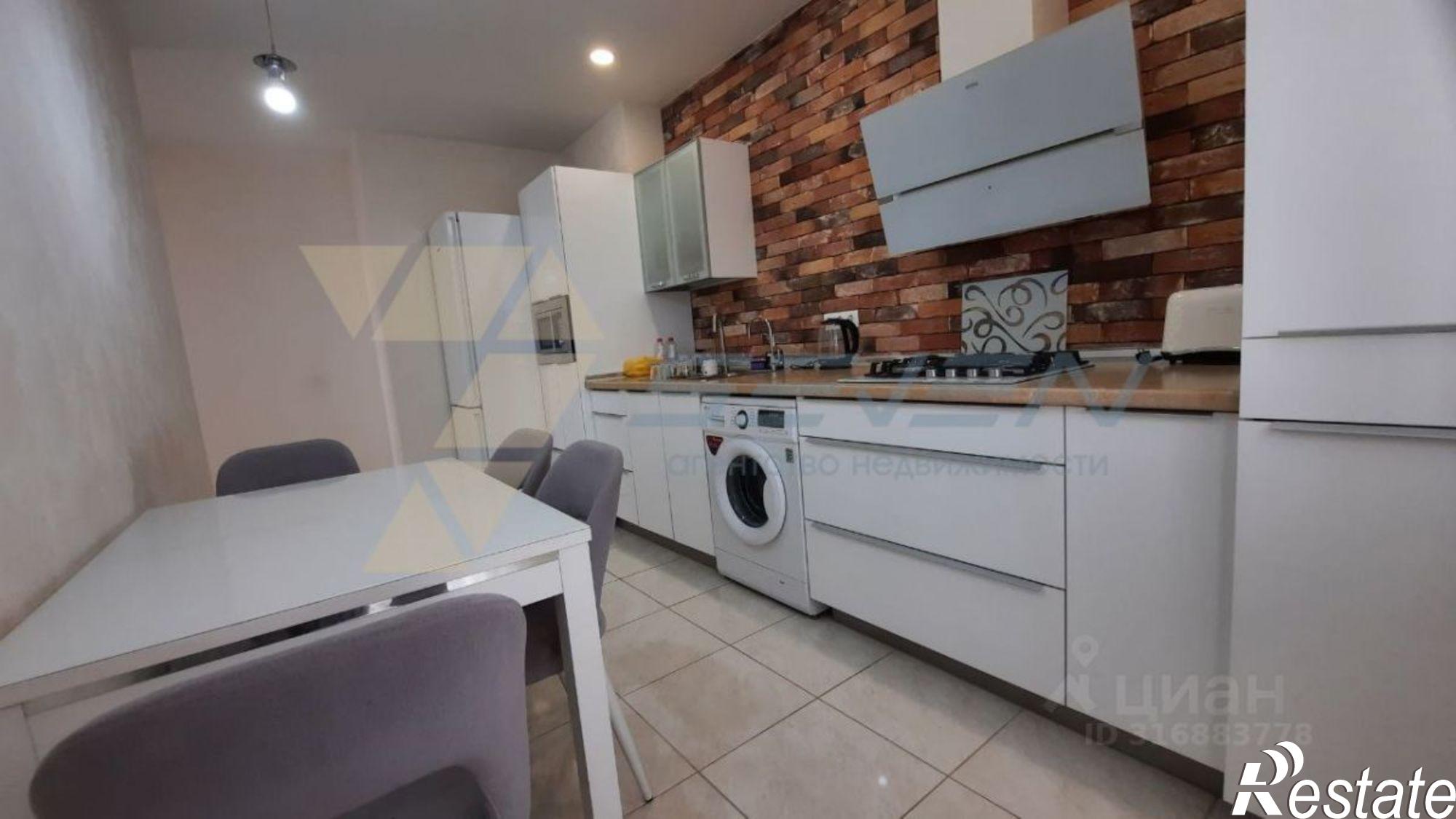 Купить квартиру за 19 990 000 рублей на проспект Генерала Острякова, 244 к7