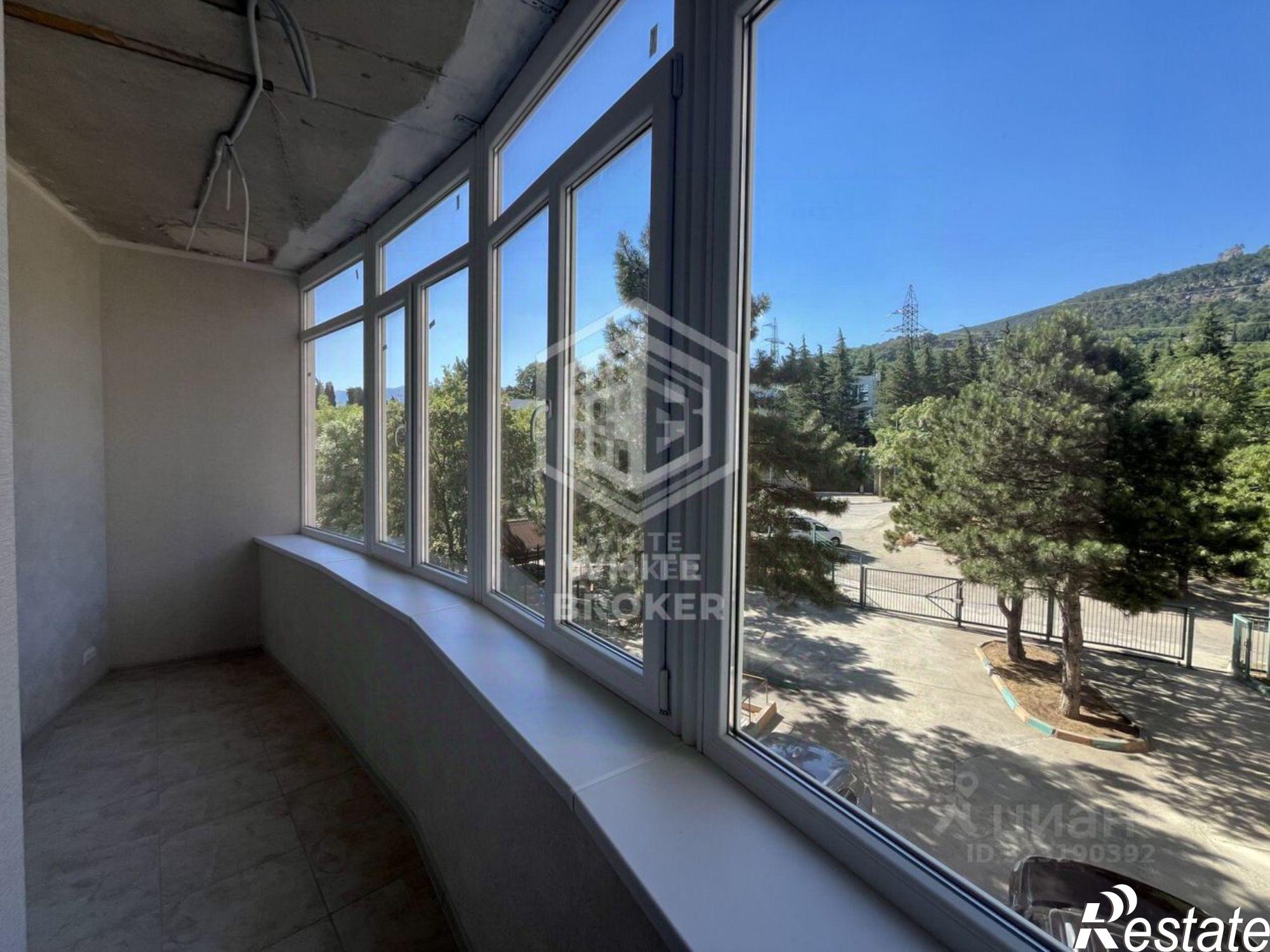 Купить квартиру за 8 300 000 рублей на улица Авроры, 110