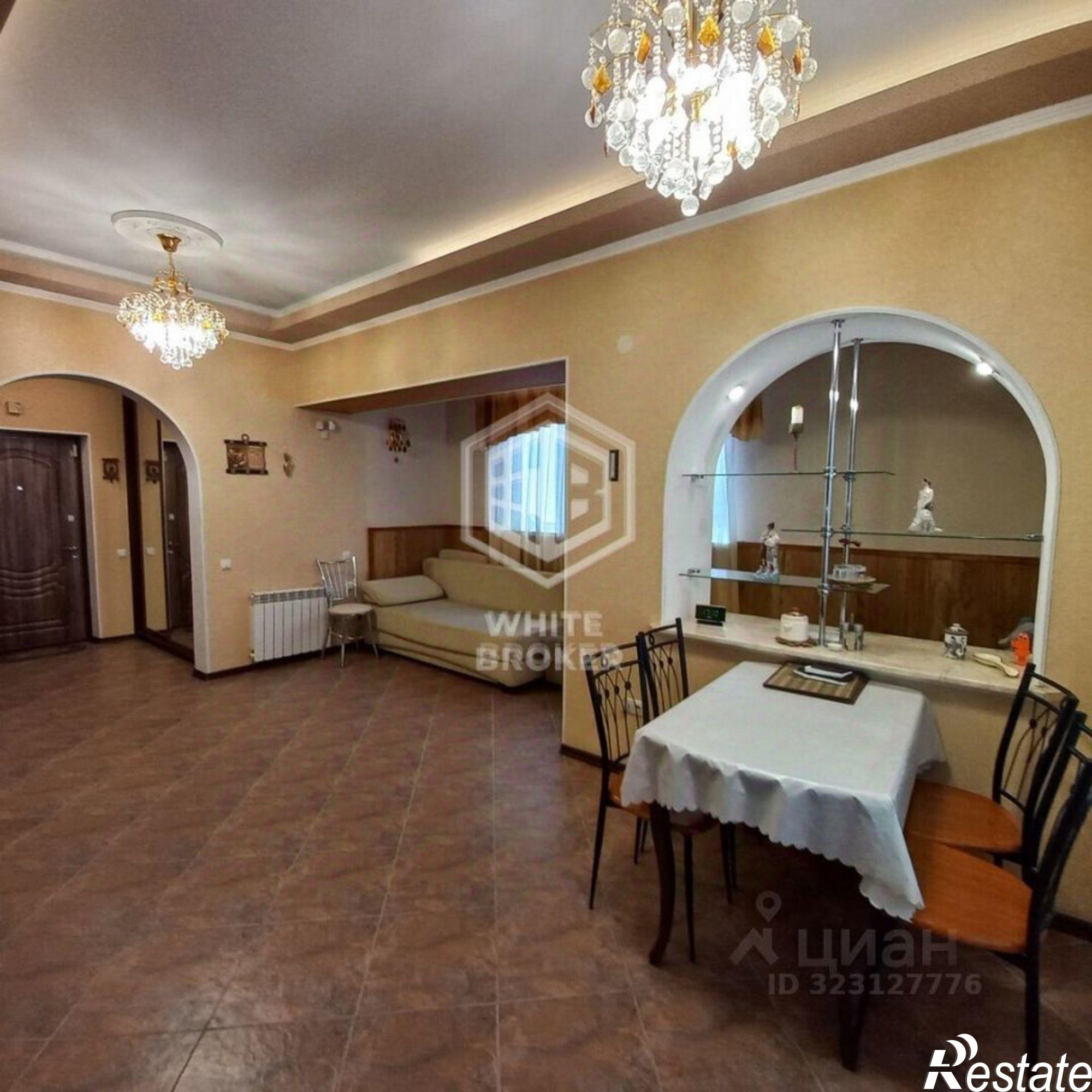 Купить квартиру за 10 777 000 рублей на улица Авроры, 56