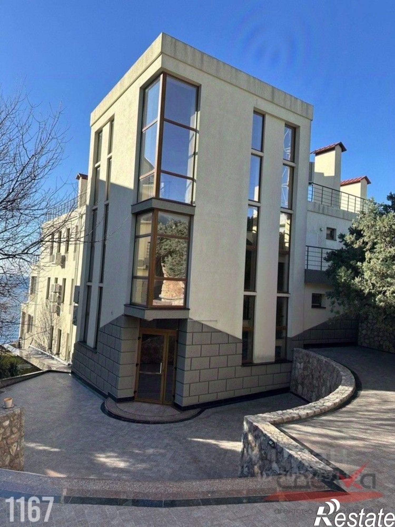 Купить квартиру за 17 953 100 рублей на Балаклавский район